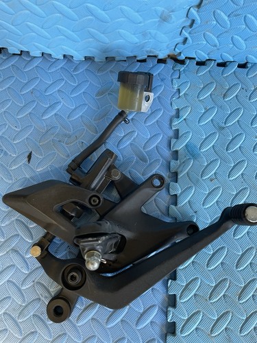 Supporto pedana ktm 390 duke - supporto,